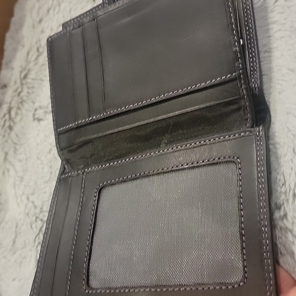 Wallet 🥰 Nwot - Picture 9 of 10